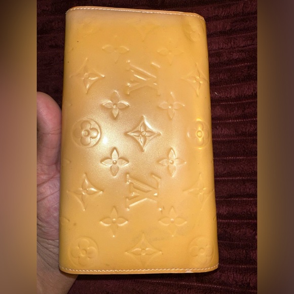 Louis Vuitton Yellow Vernis Wallet - Picture 12 of 16
